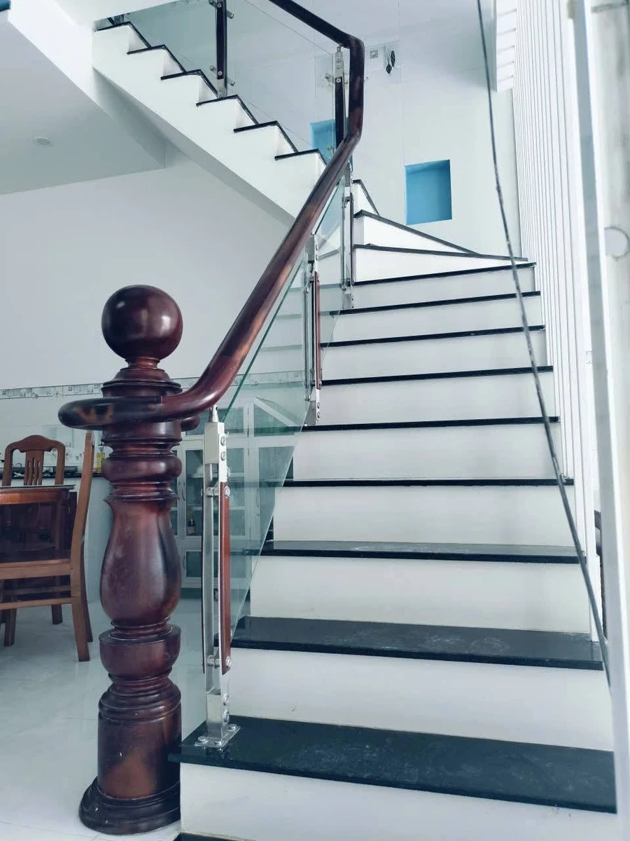 Bán nhà mặt tiền đường nhựa 100m2, 1 trệt 1 lầu 3PN gần Trường Lê Quý Đôn Phan Thiết - Ảnh thu nhỏ 4