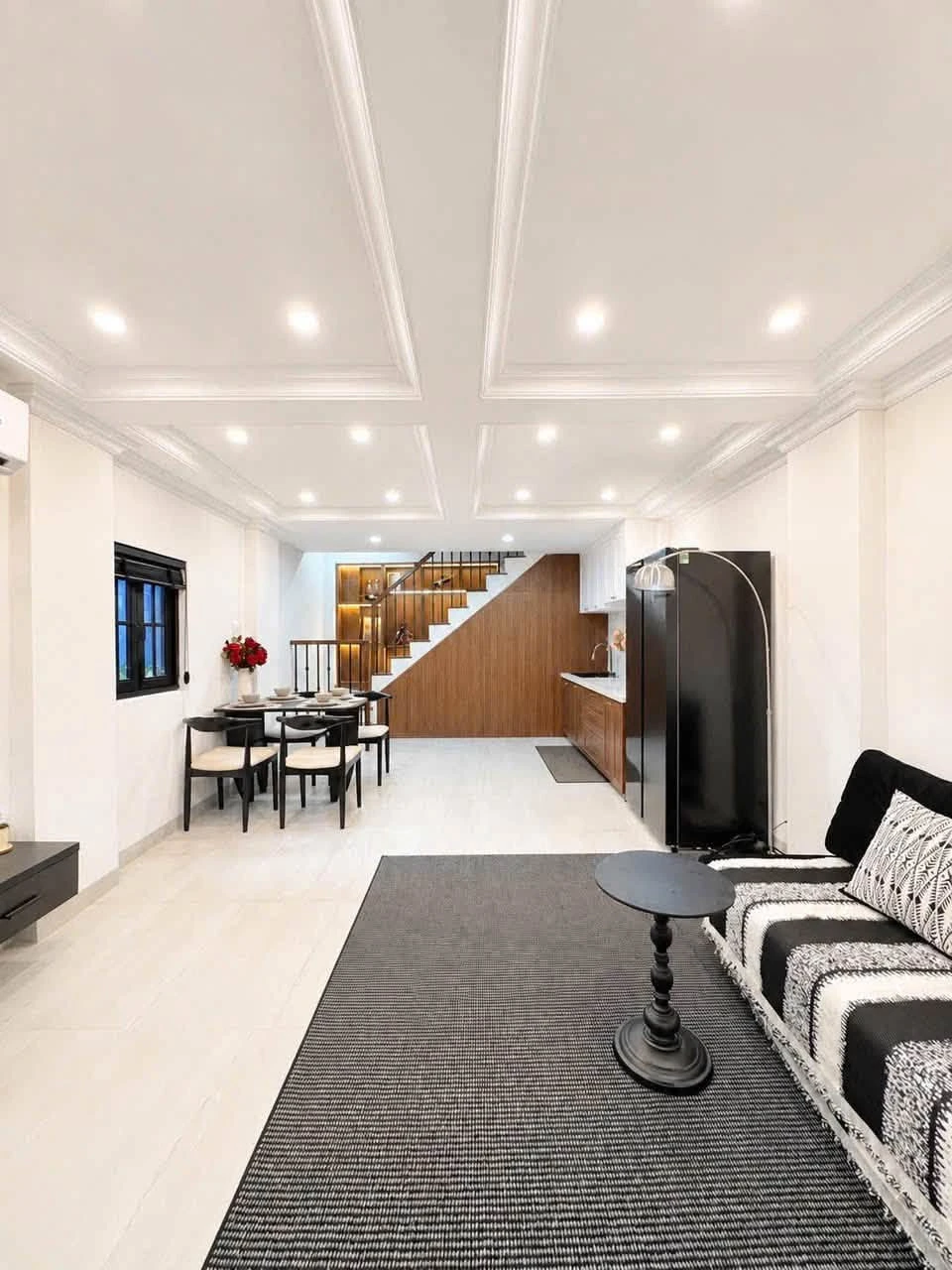 Bán nhà hẻm 3 tầng 4x10m 3PN Nguyễn Thị Minh Khai Phường 5 Quận 3, giá 6,95 tỷ - Ảnh 1