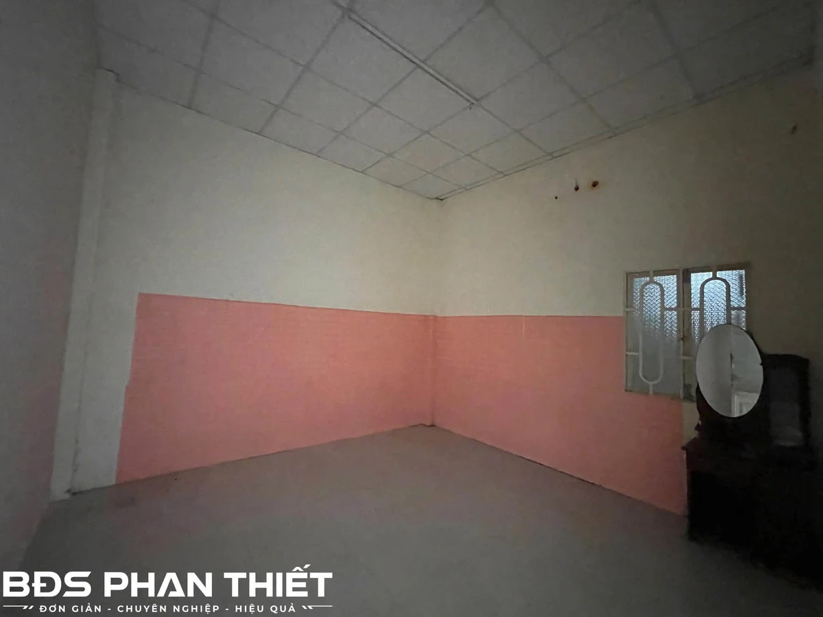 Bán nhà cấp 4 100m² Phong Nẫm, Phan Thiết 1 tỷ 550 triệu - Ảnh thu nhỏ 4