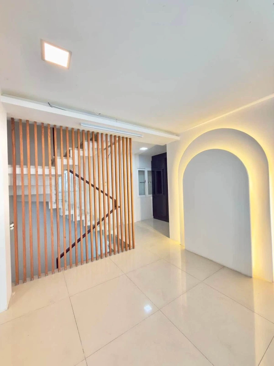 Bán nhà hẻm xe hơi Phan Xích Long, Phú Nhuận, 5 tầng 4PN, 42m², giá 8,3 tỷ - Ảnh thu nhỏ 3