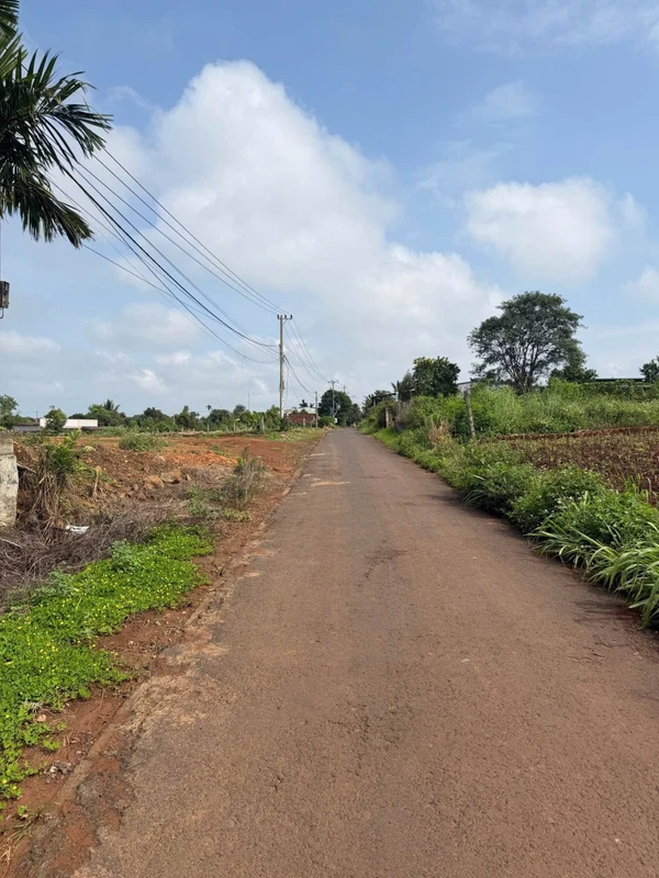 Bán nhà vườn 884m² view ao suối Phường Eakao