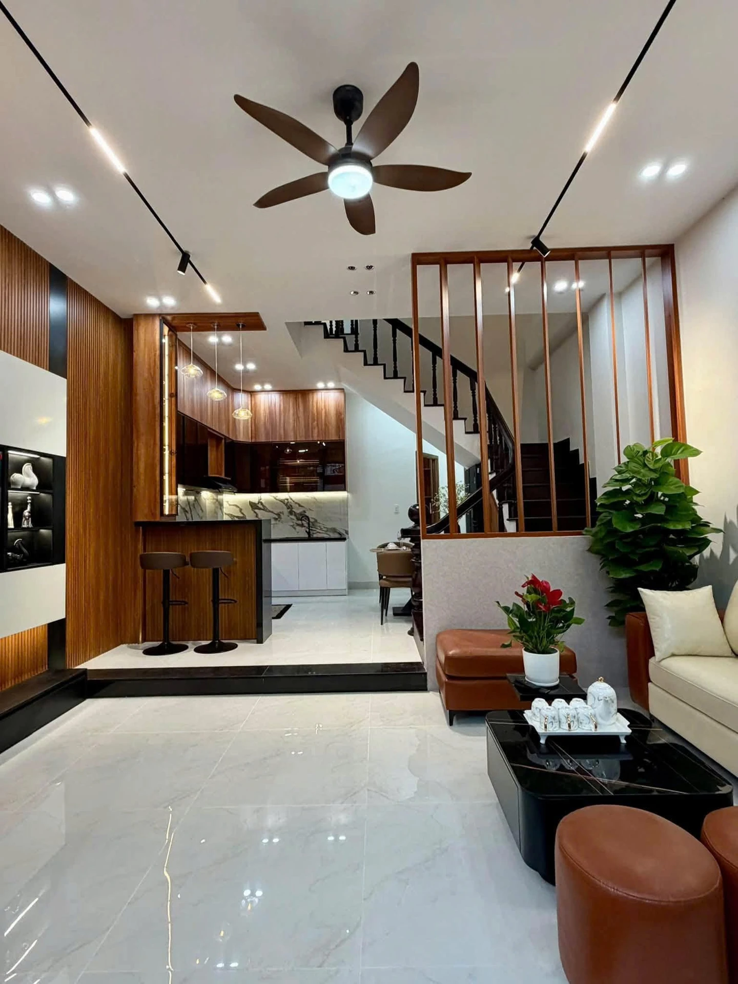 Bán nhà 3 tầng 3 mê 2 mặt kiệt ô tô, 65m2, đường Nguyễn Phước Nguyên, Đà Nẵng - Ảnh 1