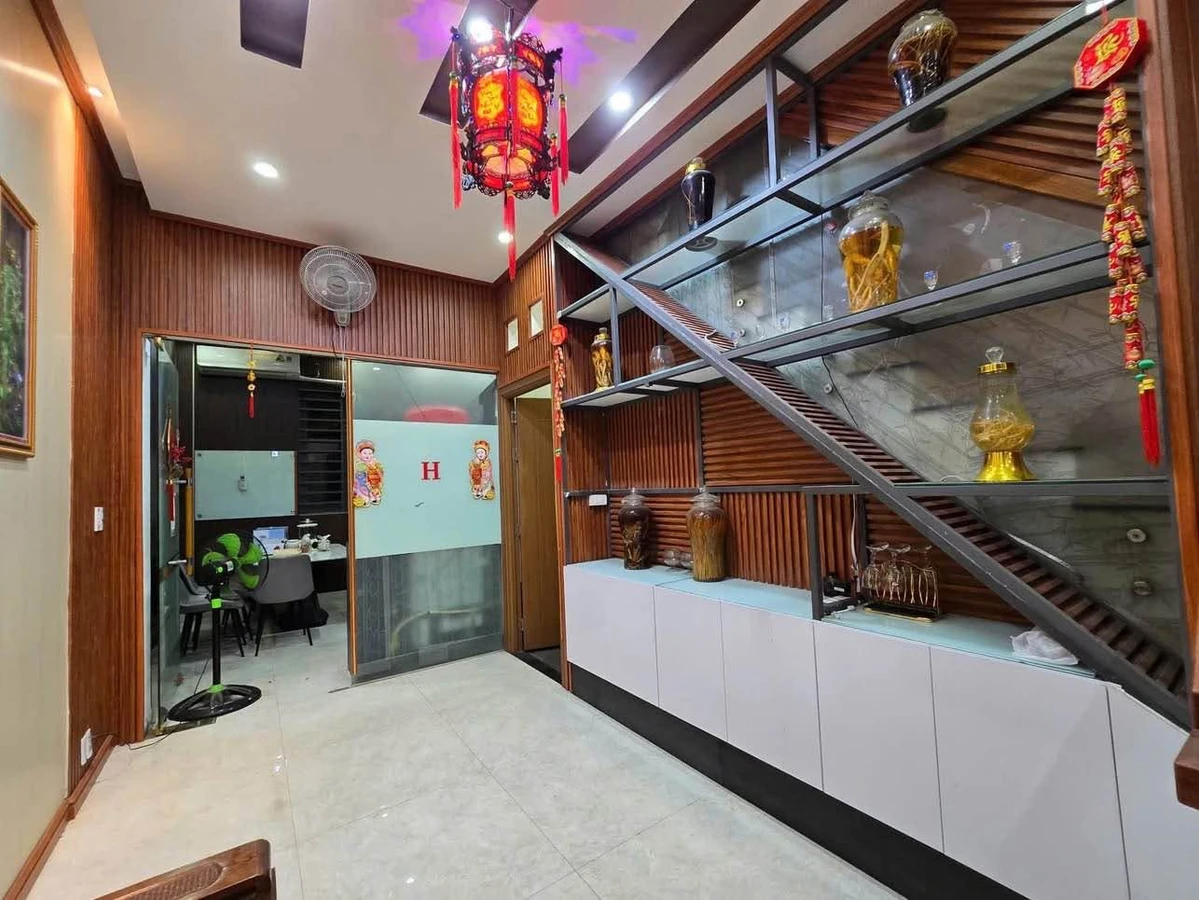 Bán nhà 3 tầng 1 tum kiệt ô tô 428 Tôn Đản, 60m2, giá 4,5 tỷ - Ảnh thu nhỏ 5