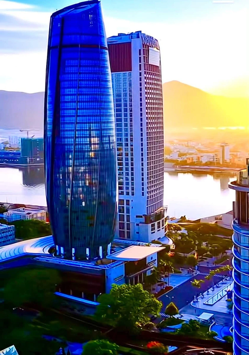 Bán nhà 3 tầng 102m² mặt tiền Đặng Tử Kính, Đà Nẵng - Ảnh 1