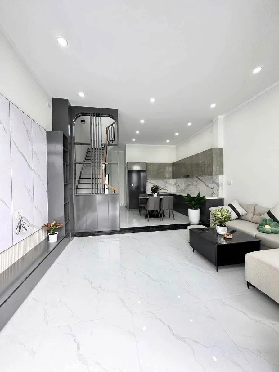 Nhà 2 gác lửng 140m², đường 7m, gần trường học, 2,68 tỷ - Ảnh thu nhỏ 3