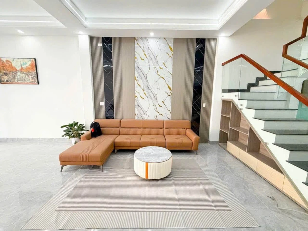 Bán nhà 1 trệt 2 lầu 250m2 tại Phường Biên Hòa, Thủ Đức - Ảnh thu nhỏ 3