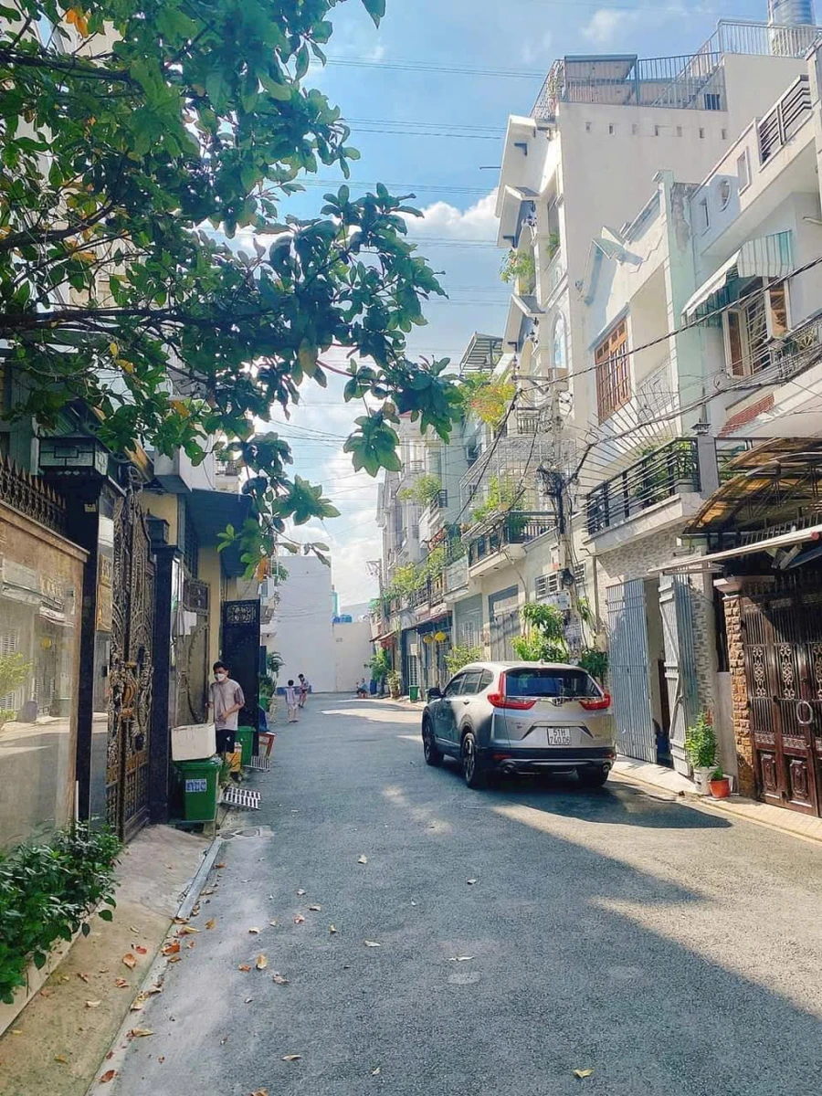 Cho thuê nhà 4 phòng ngủ, 72m² Quận 12, 12 triệu/tháng - Ảnh 1