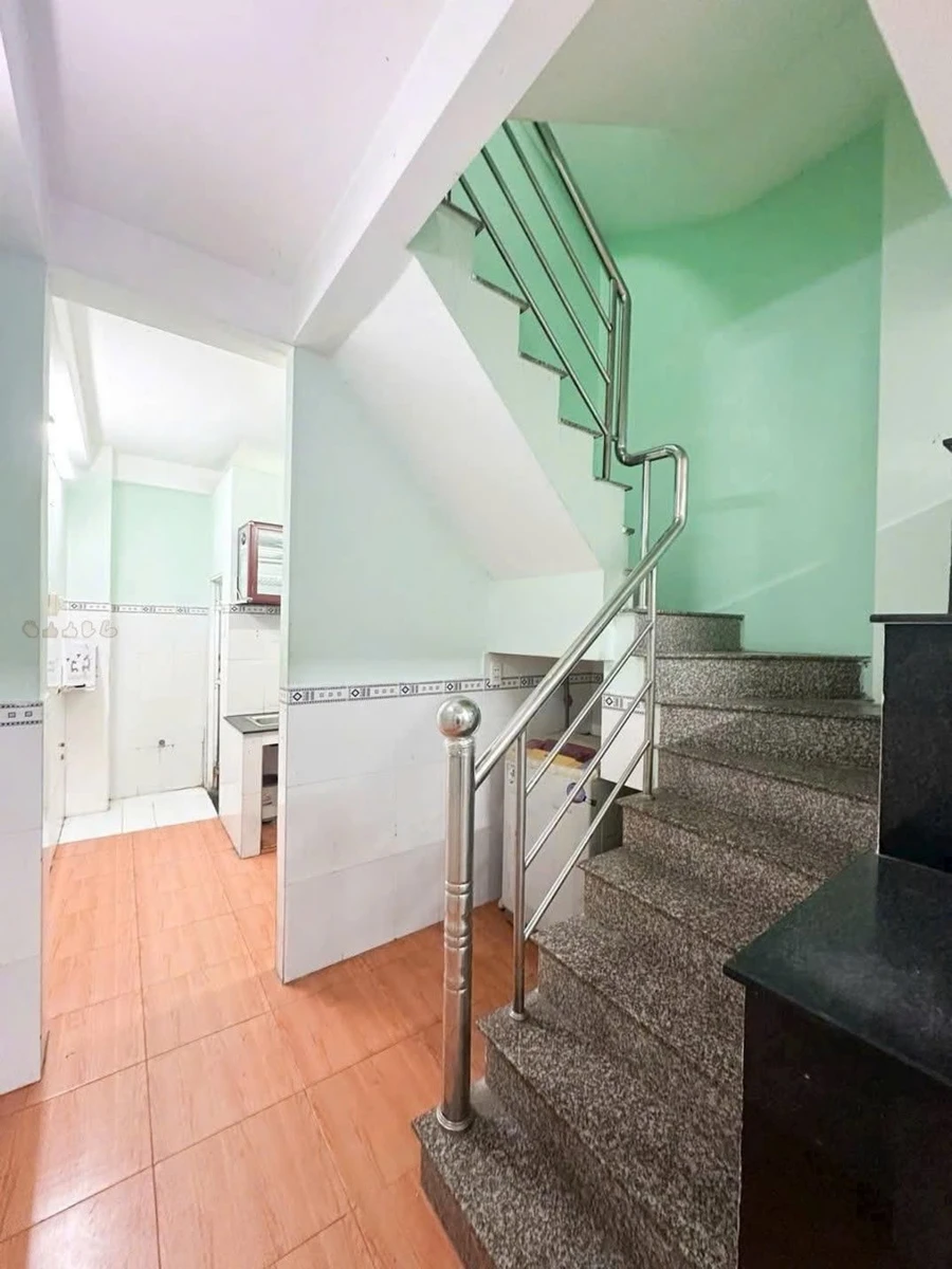 Bán nhà 3 tầng 4PN 24,3m² Bùi Văn Ba Quận 7, giá 3 tỷ - Ảnh thu nhỏ 2