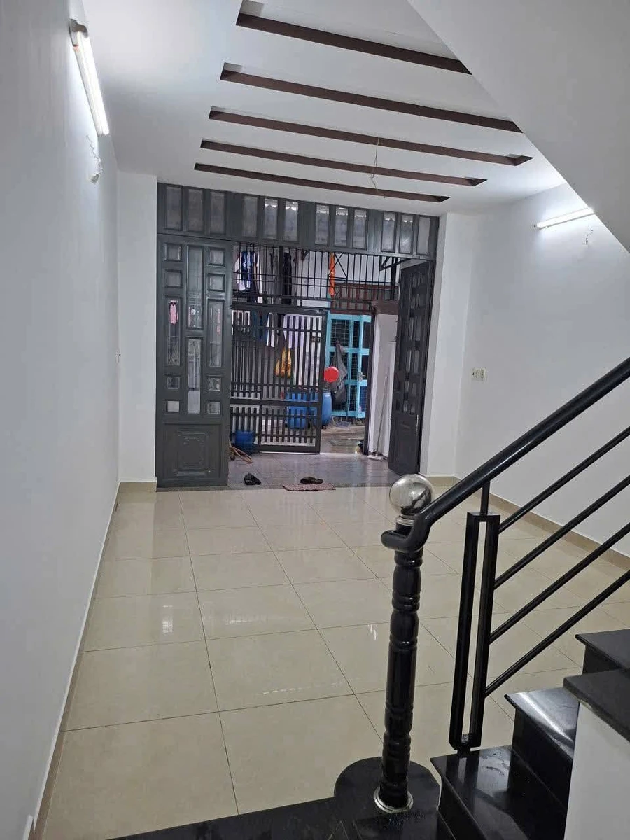 Bán nhà 1 trệt 1 lầu 52m2 2PN 2WC giá 1,48 tỷ gần chợ Tân Bình, Dĩ An, Bình Dương - Ảnh thu nhỏ 2