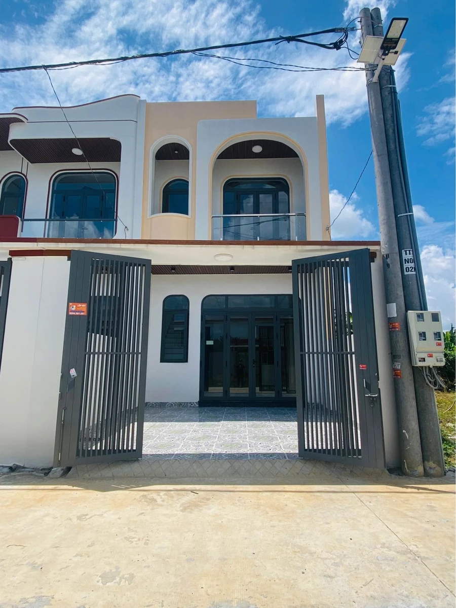 Bán nhà lầu 120m2 gần chợ Tân Bình, 1 tỷ 950 - Ảnh thu nhỏ 2