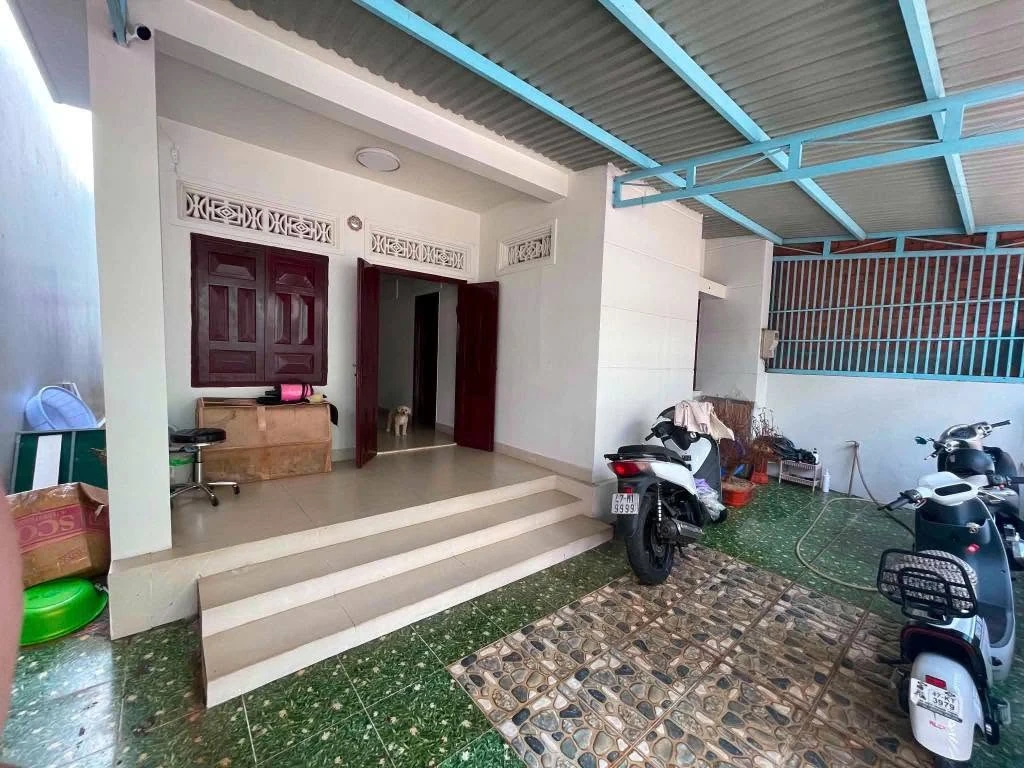 Bán nhà cấp 4 hẻm 53 Ngô Gia Tự, 100,3m2, 3 phòng ngủ, giá 5 tỷ, Phường Tân An, Đắk Lắk - Ảnh thu nhỏ 4