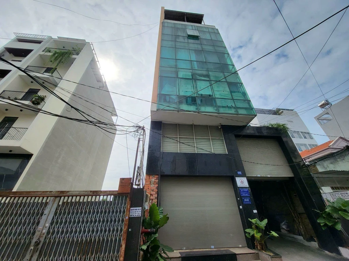 Bán tòa CHDV 8 tầng Bùi Đình Túy, 281m², 33,5 tỷ - Ảnh 1