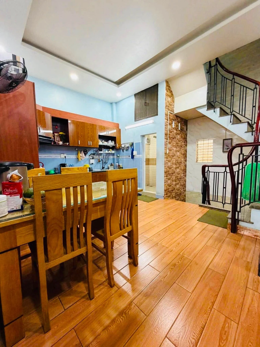 Bán nhà mặt tiền đường nhựa 7m gần Bàu Cát, Tân Bình, 53m2, 10,99 tỷ - Ảnh thu nhỏ 2