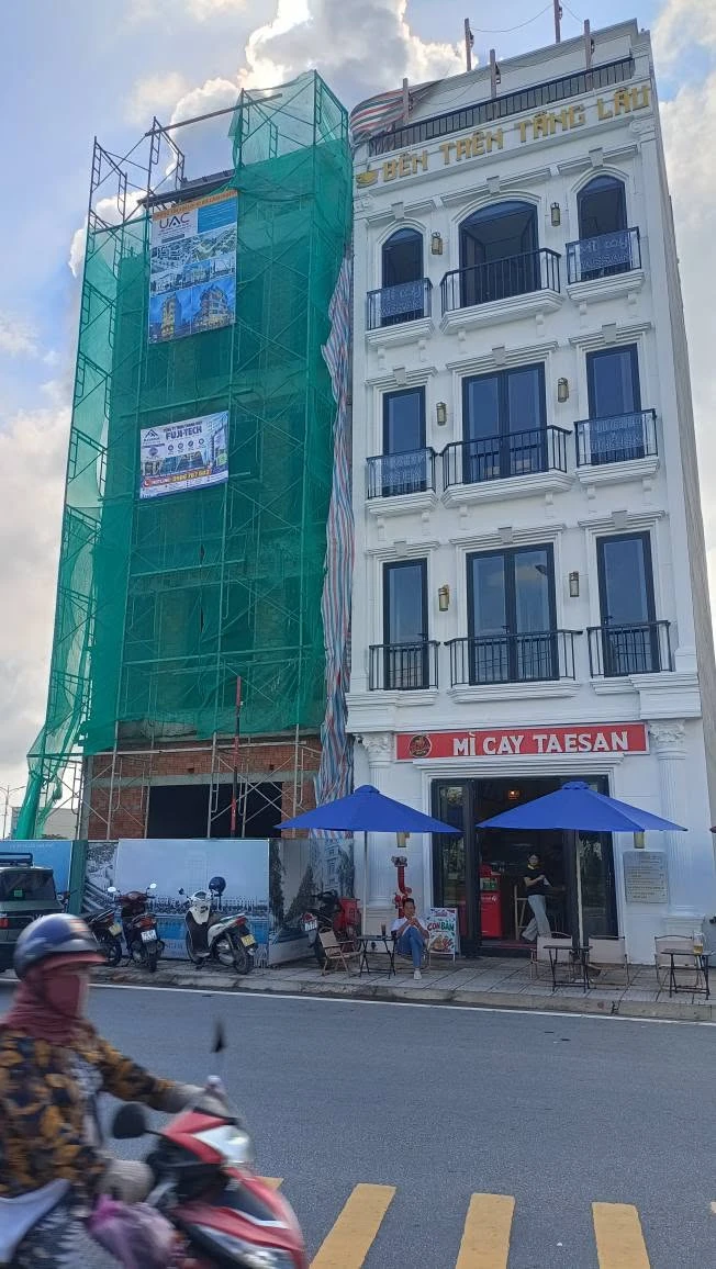 Bán nhà 3,5 tầng mặt tiền Thành Thái, Quảng Ngãi, 120m², 5 tỷ - Ảnh thu nhỏ 5