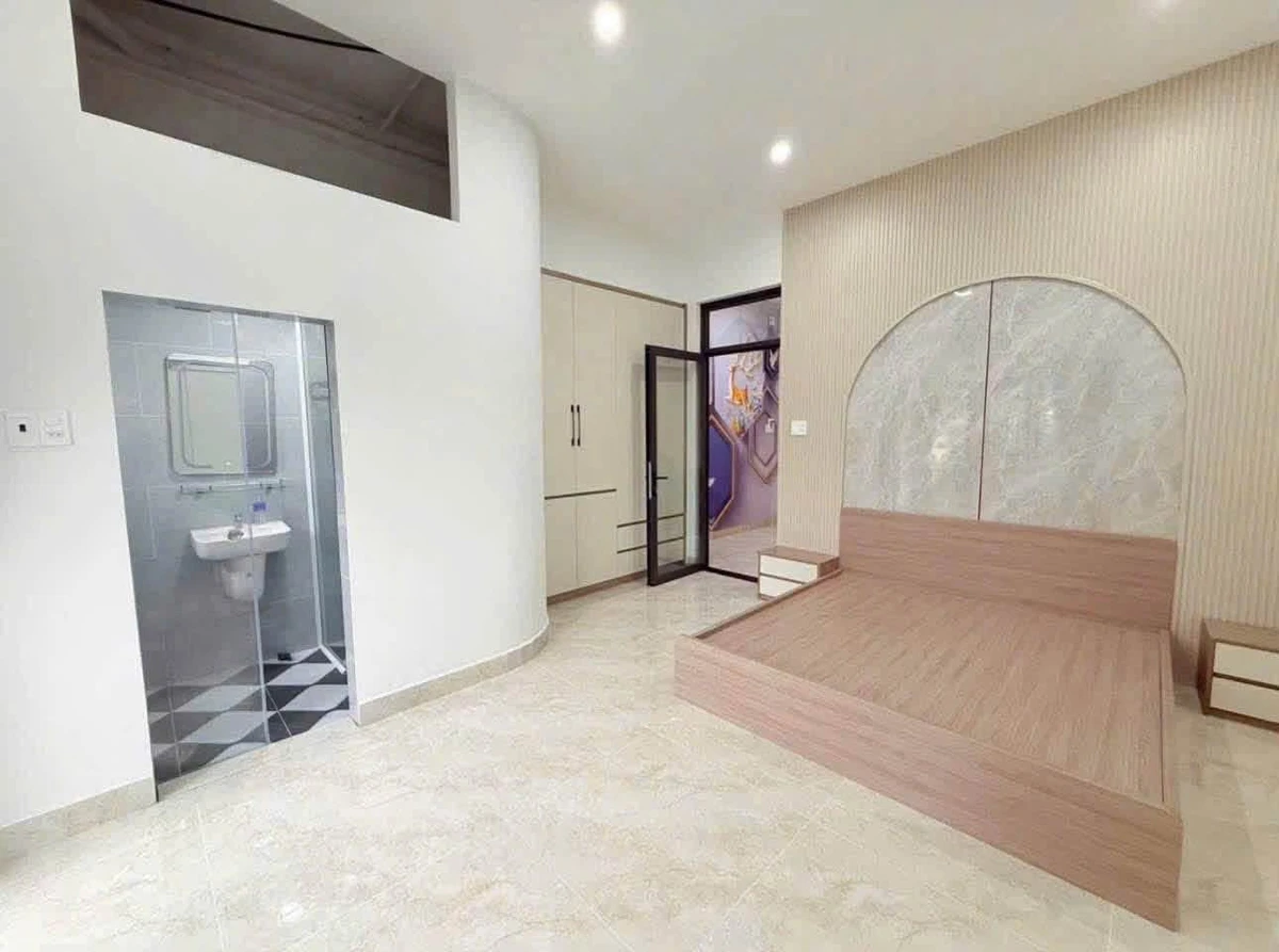 Bán nhà mặt tiền 3 tầng 76,9m² Quy Nhơn 6 tỷ - Ảnh thu nhỏ 5