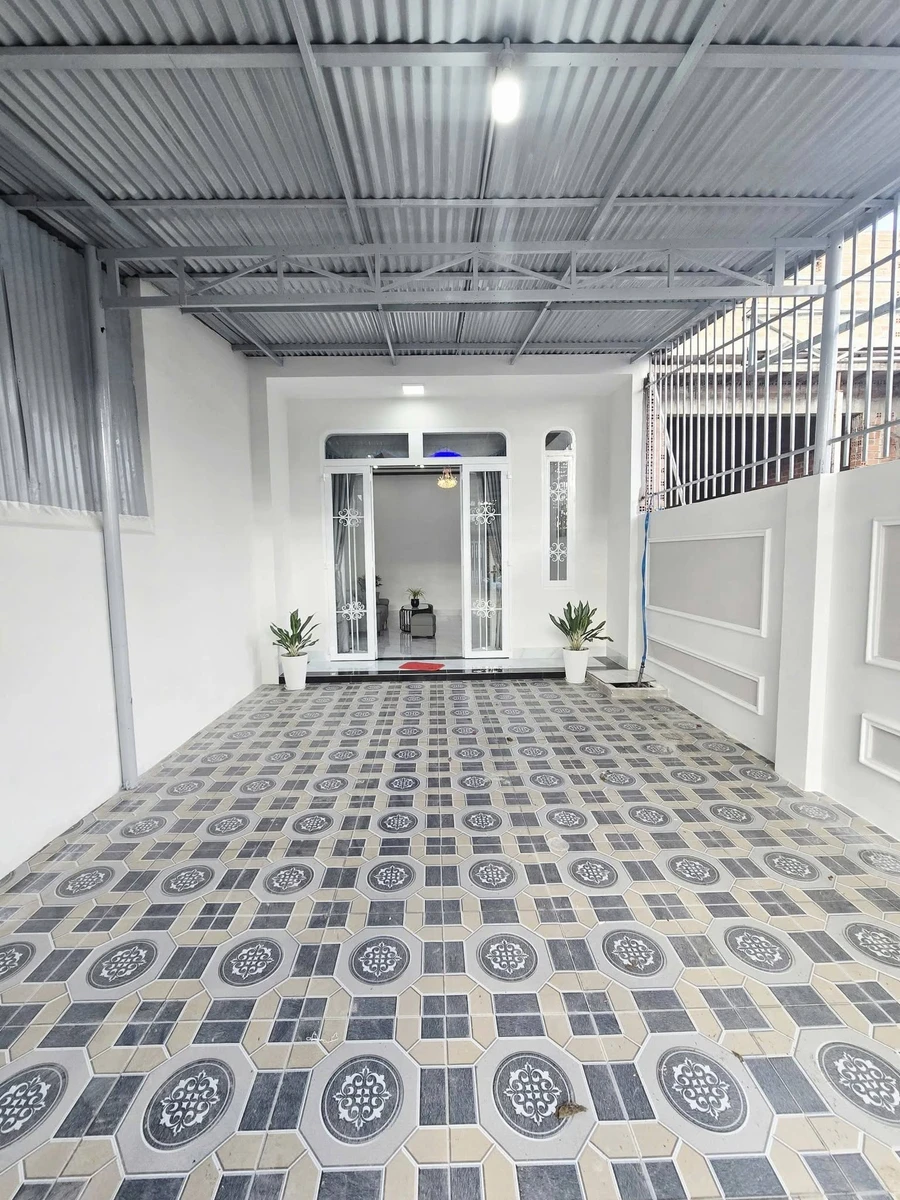Bán nhà 75m² 3 phòng ngủ Hòa Thành, Tây Ninh 1 tỷ 290 triệu - Ảnh thu nhỏ 2