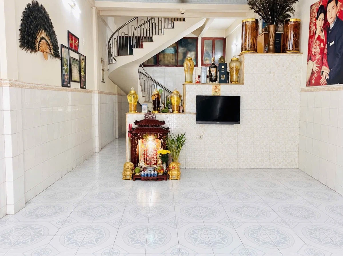 Bán nhà 3 tầng 52m² 4 phòng ngủ Quận 1 - Ảnh thu nhỏ 3