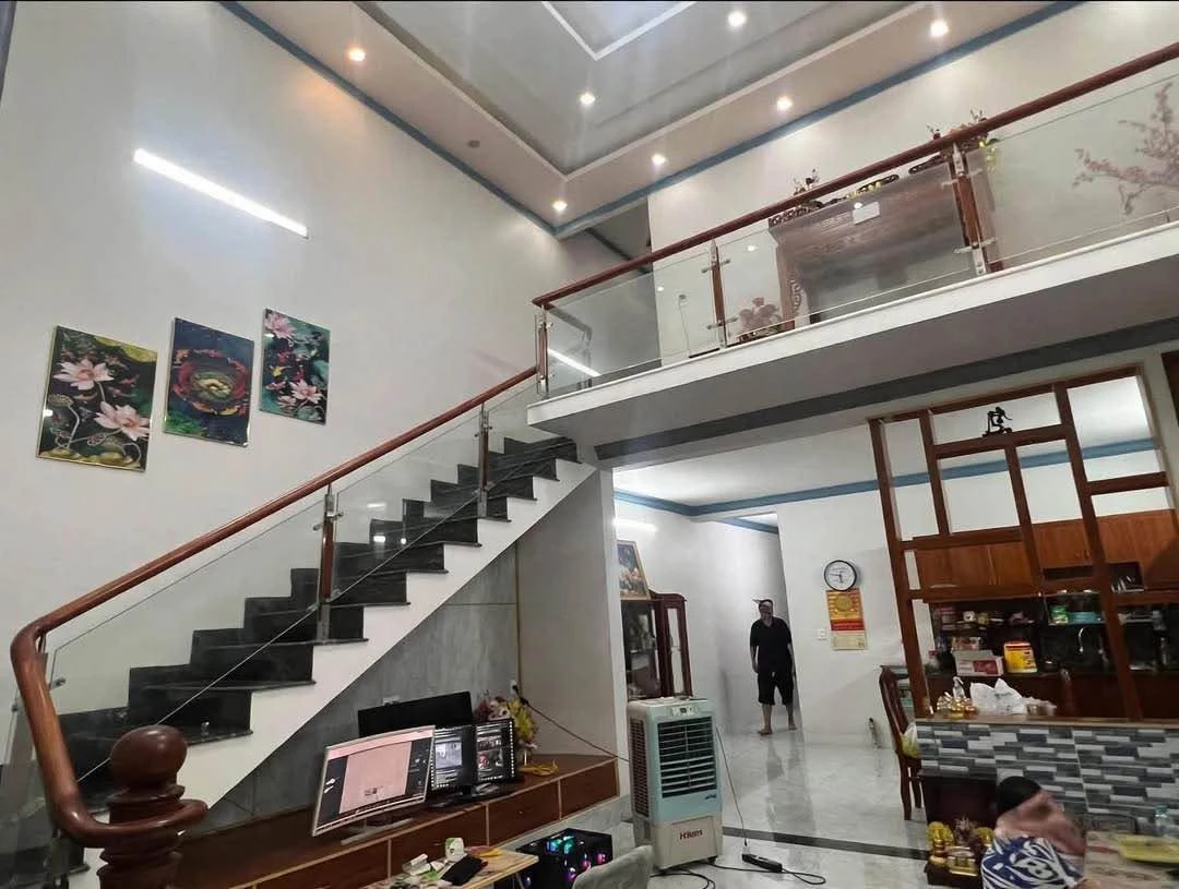 Bán nhà 3PN tại Suối Cam Nhà Bè, 100m² - Ảnh 1