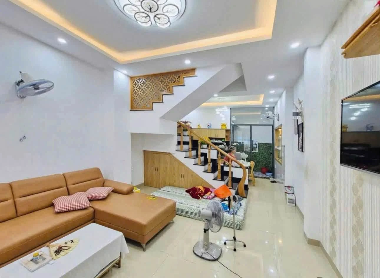 Bán nhà 1 trệt 2 lầu hẻm ô tô đường Thống Nhất Mới, Phường 8, Vũng Tàu, 42m2, 5,2 tỷ - Ảnh 1
