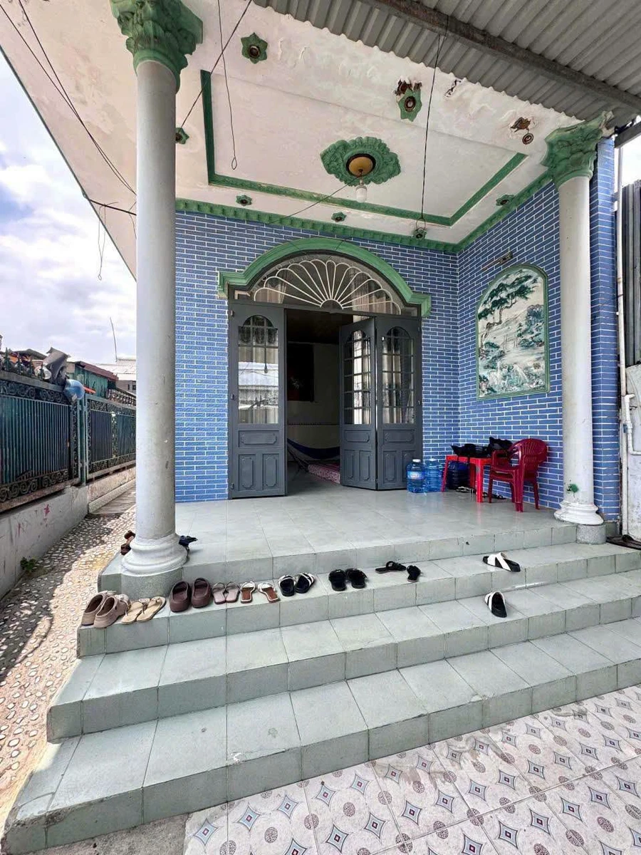 Bán nhà 100m2, 2 phòng ngủ gần VPCC Hoàng Long giá 2,58 tỷ - Ảnh thu nhỏ 3