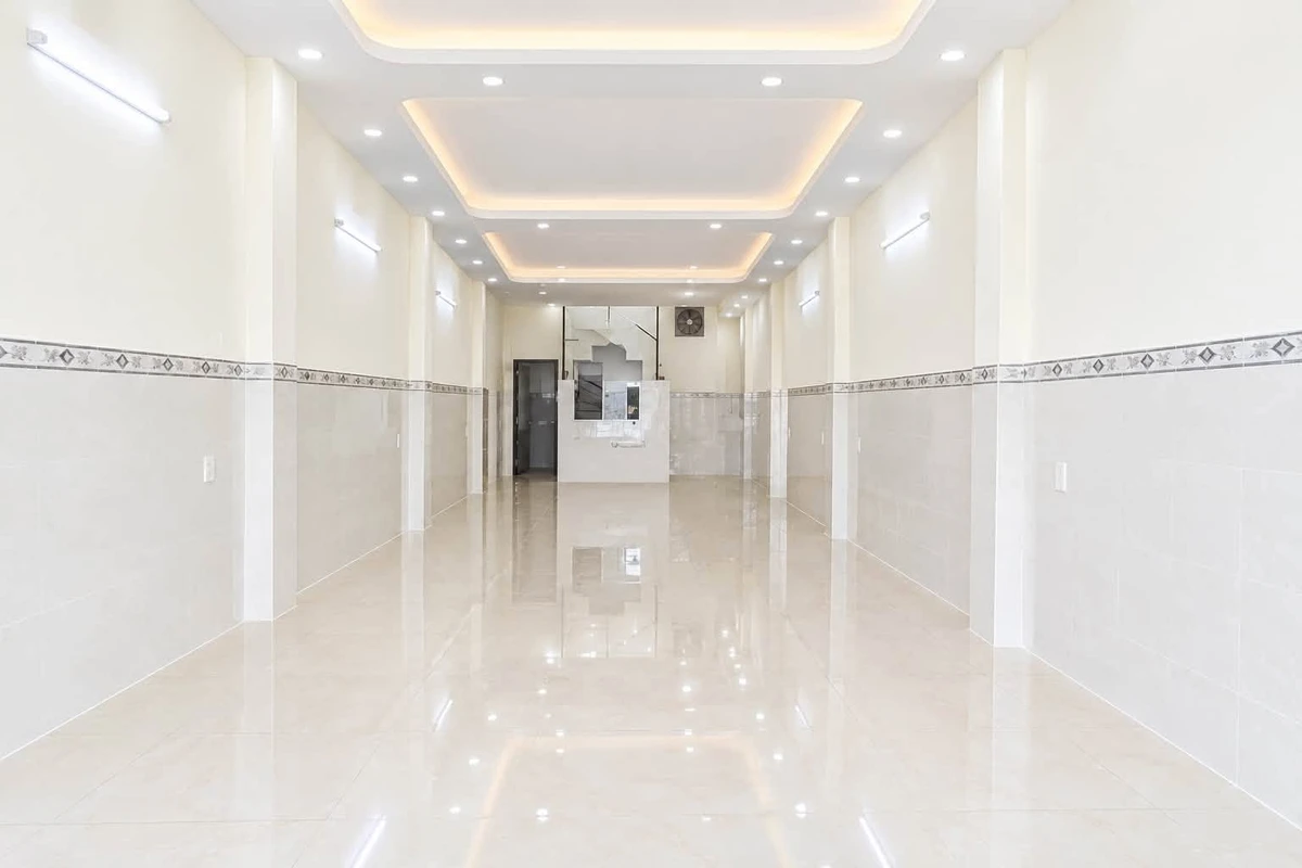 Cho thuê nhà mặt tiền kinh doanh Nguyễn Hậu, 105m², 3PN, Tân Phú - Ảnh 1
