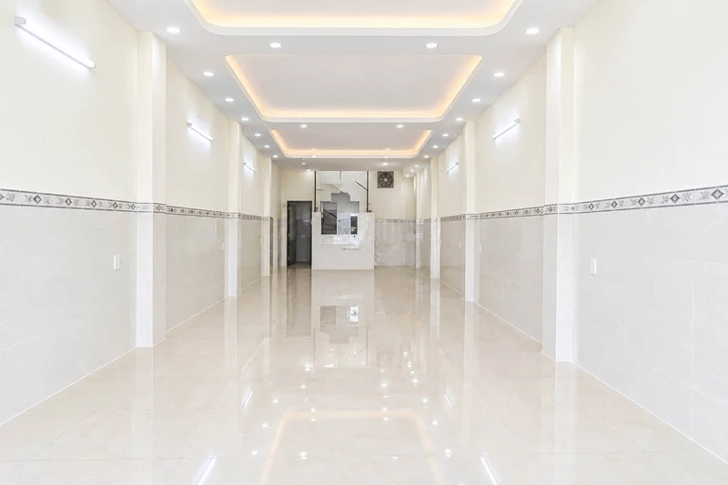 Cho thuê nhà mặt tiền kinh doanh Nguyễn Hậu, 105m², 3PN, Tân Phú