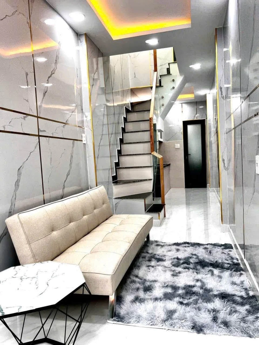Bán shophouse mặt tiền Vĩnh Khánh Q.4, 40m², 2PN, 4.2 tỷ - Ảnh thu nhỏ 2