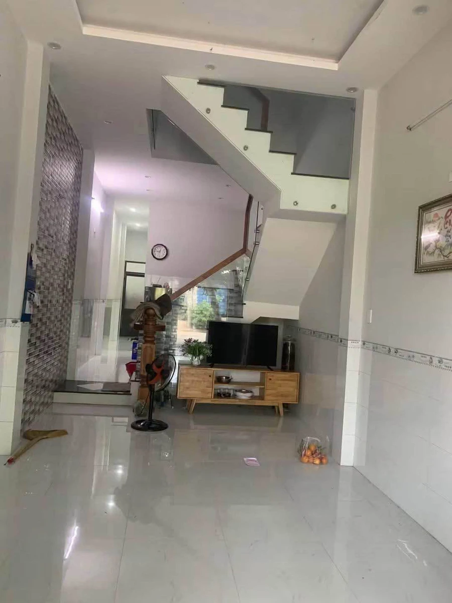 Bán nhà 2 tầng 70m² Thủ Đức, 2 tỷ 4 - Ảnh thu nhỏ 2