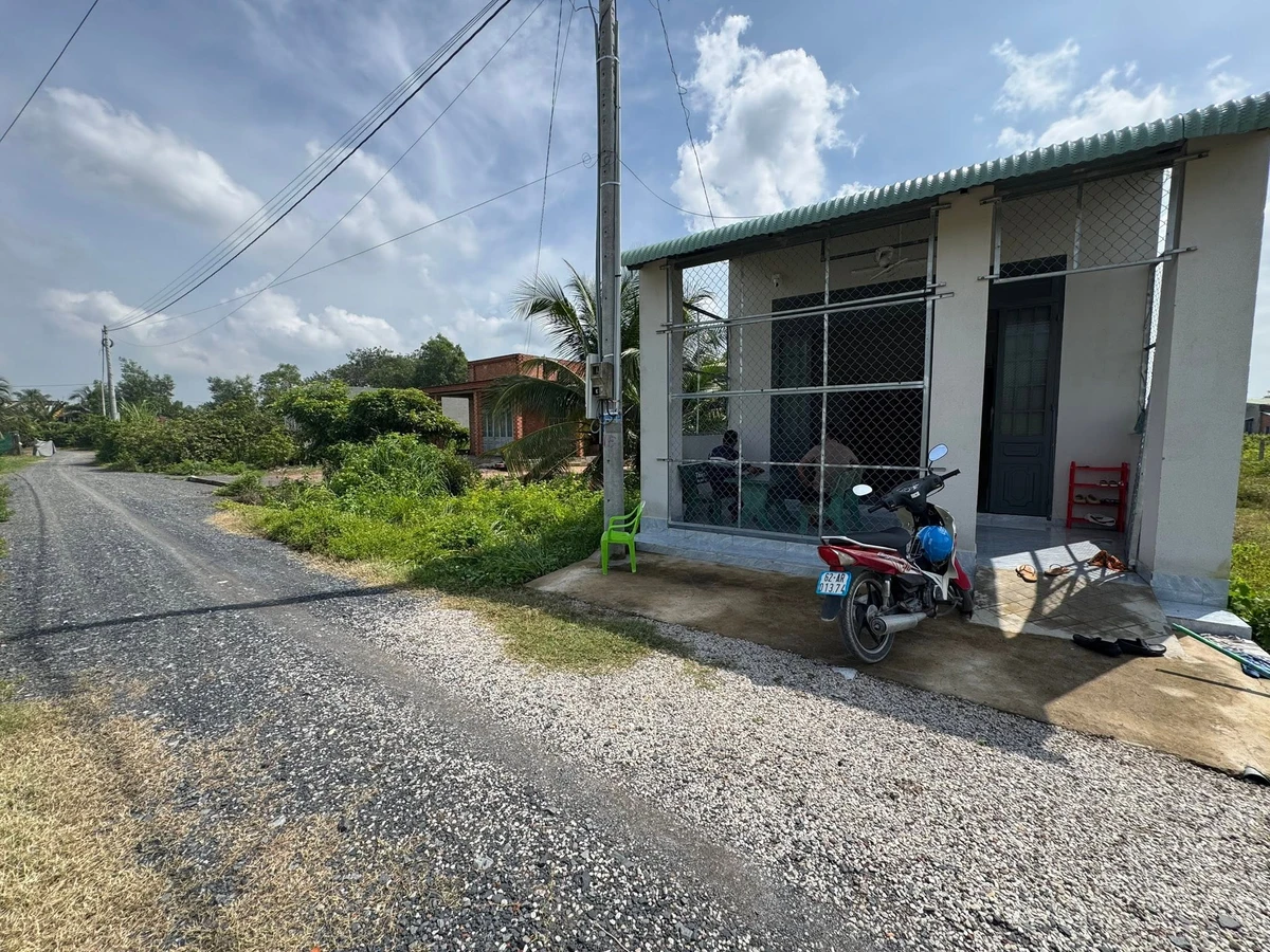 Bán nhà mới xây 3 phòng ngủ 115m² Gò Dầu Tây Ninh giá 800 triệu - Ảnh thu nhỏ 2