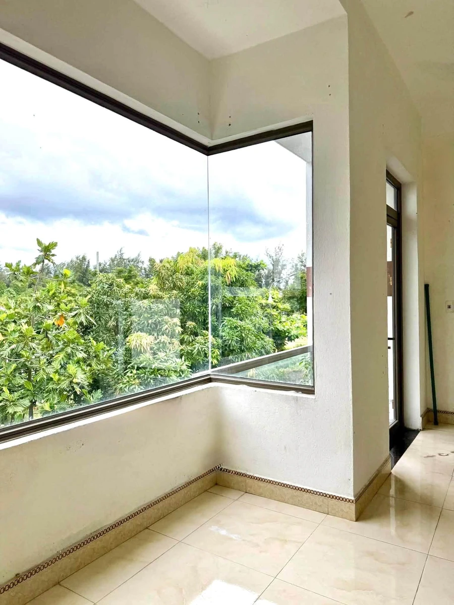 Bán nhà 2,5 tầng mặt tiền Xuân Thiều, 75m², 3PN, Đà Nẵng - Ảnh thu nhỏ 2