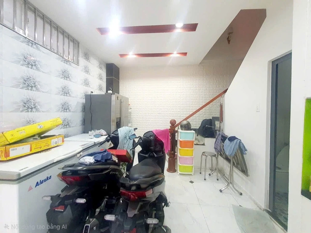Bán nhà hẻm 4 tầng 42m2 đường Ngô Gia Tự, Quận 10, giá 8,2 tỷ - Ảnh thu nhỏ 2