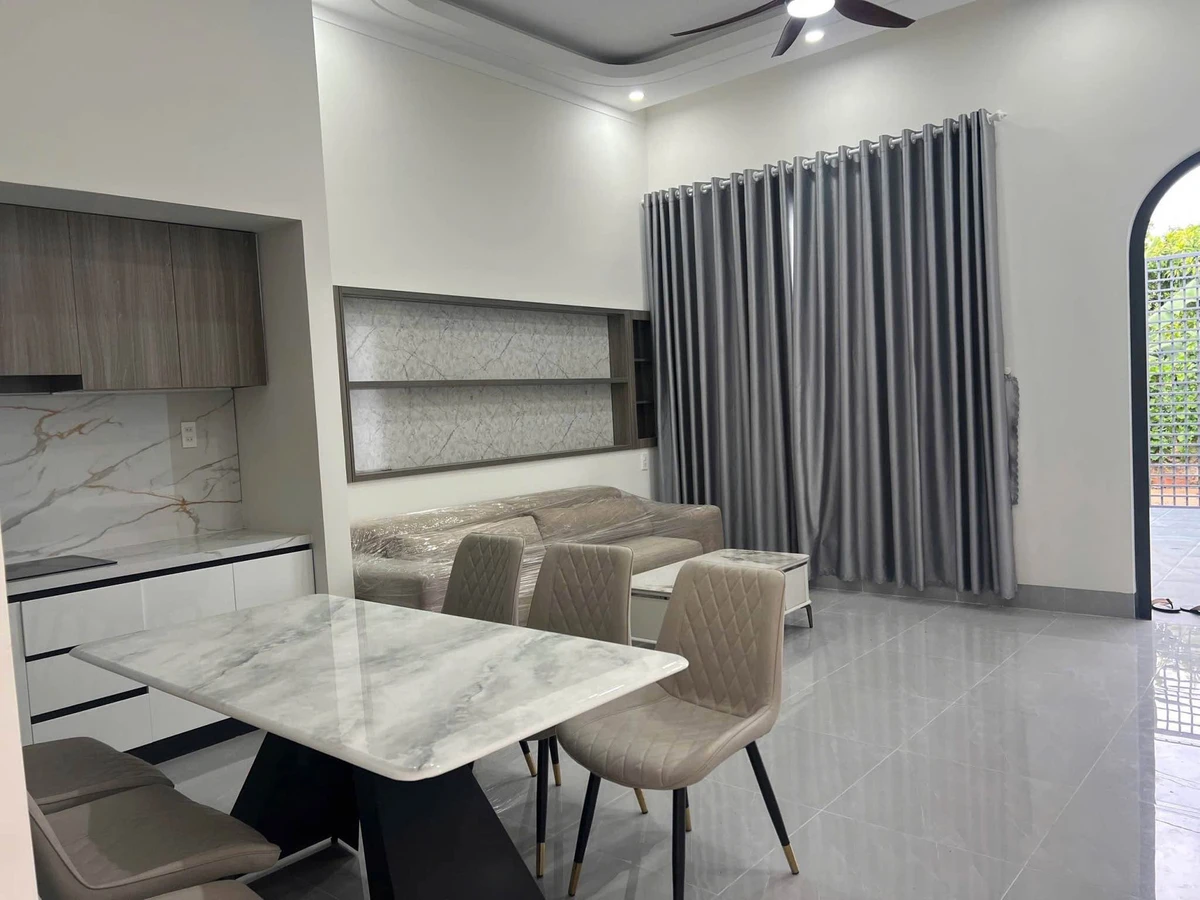Nhà bán hẻm Mai Hắc Đế, Buôn Ma Thuột, 100m², 2 phòng ngủ - Ảnh 1