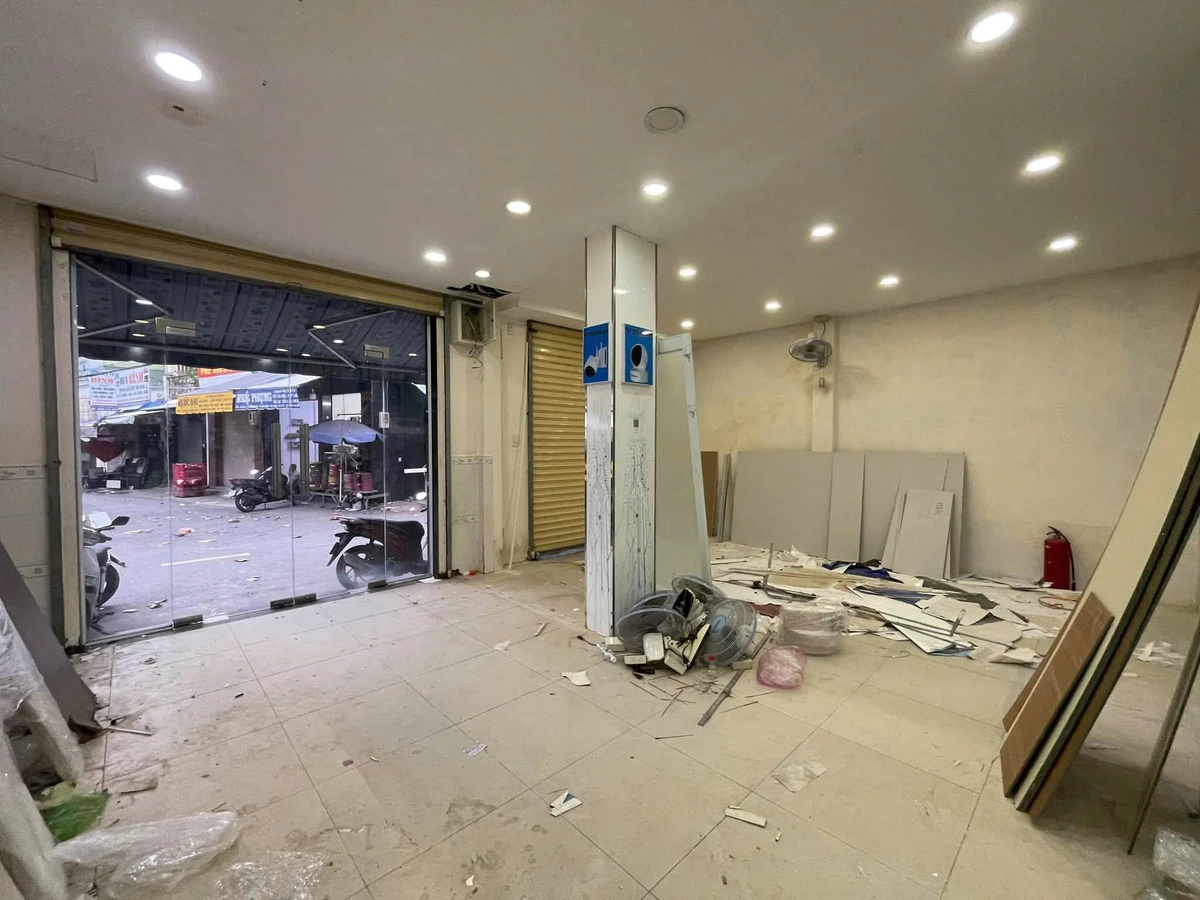 Cho thuê mặt bằng 40m2 Nhật Tảo Quận 10 - Ảnh 1