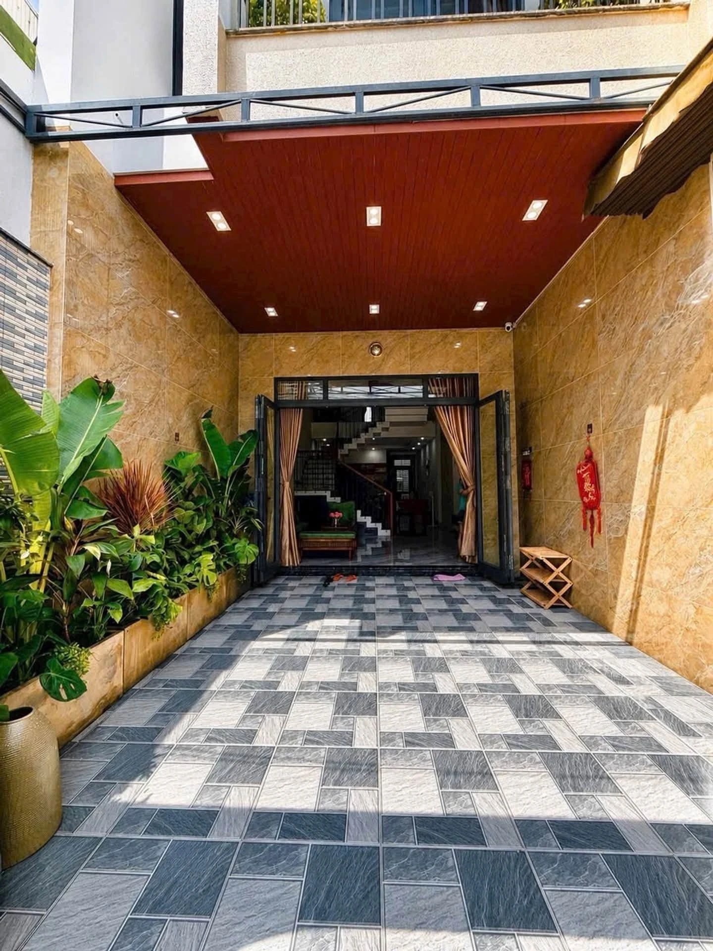 Bán nhà 3 tầng 81m² đường 5m5 cách chợ Hòa Khánh 300m, Đà Nẵng - Ảnh 1
