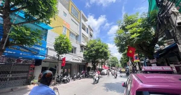 Nhà mặt phố Đình Đông 200m², 5 tầng, mặt tiền 5.7m, 1 tỷ - Ảnh thu nhỏ 2