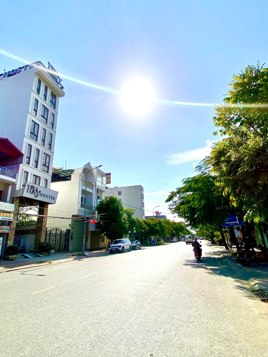 Bán nhà mặt đường Ngô Gia Tự 120m² 6 tầng 17 tỷ - Ảnh thu nhỏ 2