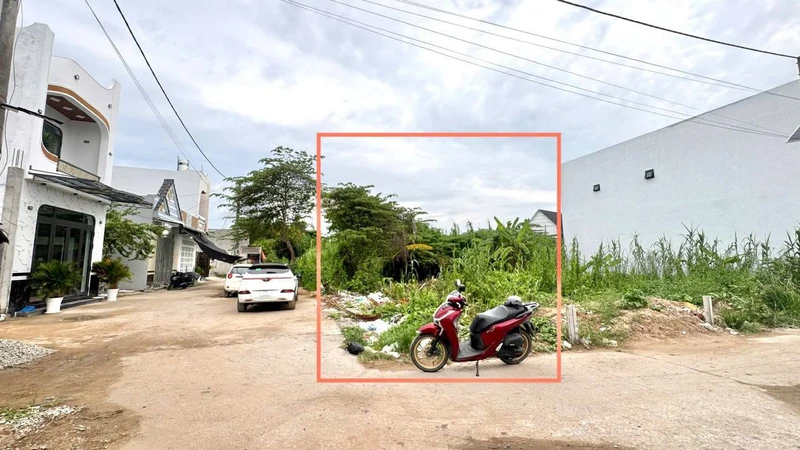 Bán nền góc 40 m2 thổ cư 2 mặt tiền, An Bình, Cần Thơ