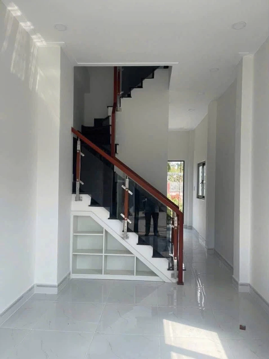 Nhà phố 2 phòng ngủ 100m² giá 2 tỷ 7 Bình Tân - Ảnh thu nhỏ 3