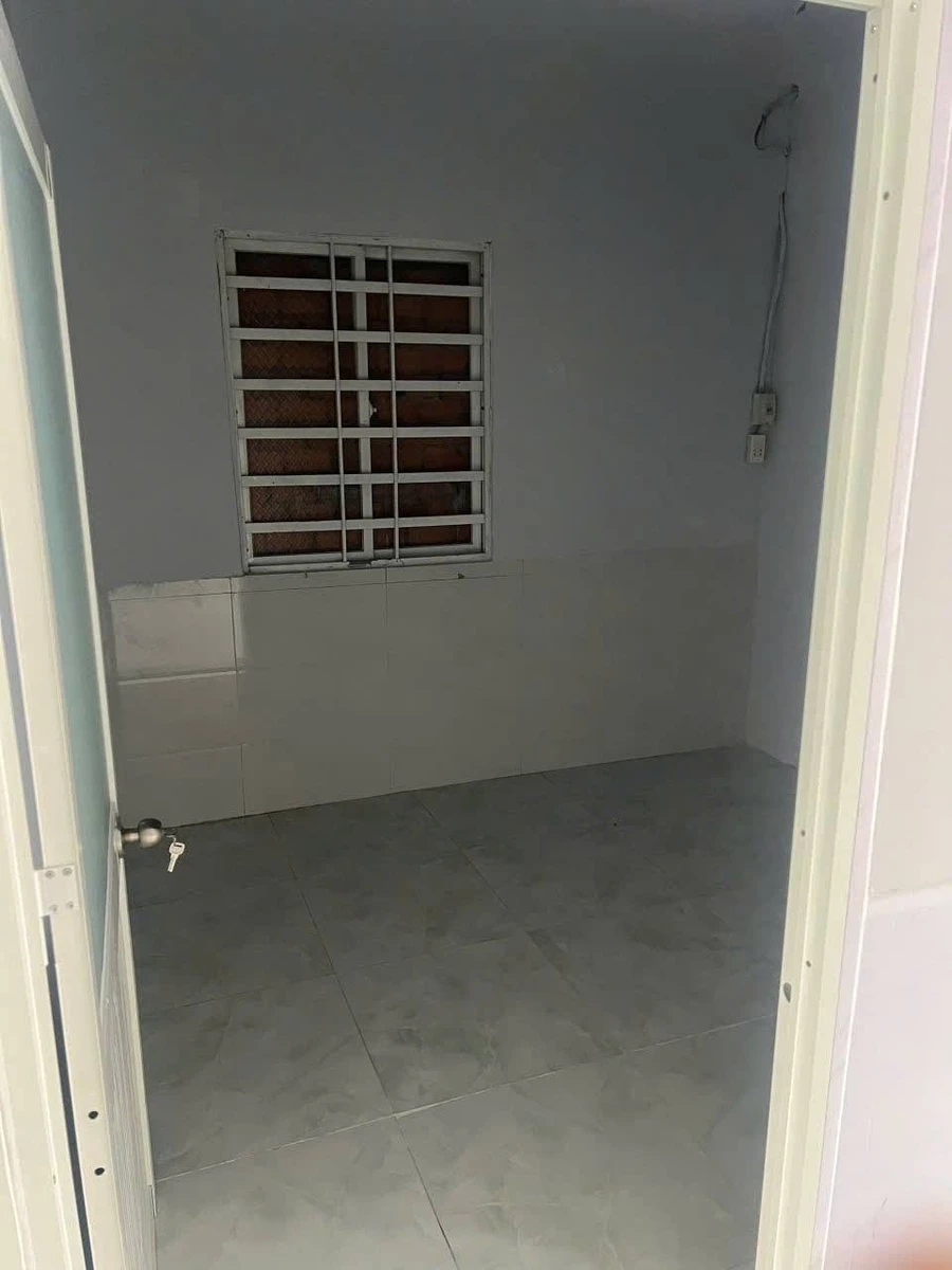 Bán nhà cấp 4 gần Bửu Hòa, 2PN, ~90m², 1 tỷ - Ảnh thu nhỏ 2