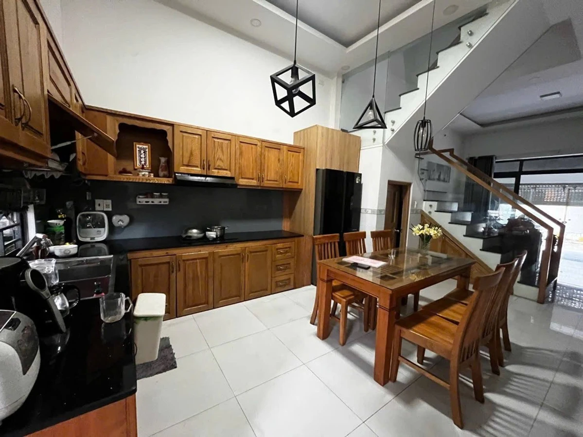 Bán nhà 3 tầng Linh Xuân Thủ Đức 65m2 6,9 tỷ - Ảnh thu nhỏ 3