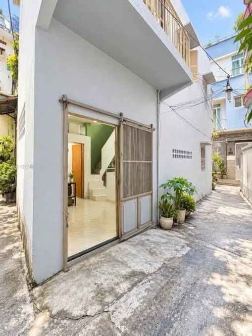 Bán nhà phố 51m² 2 tầng 2PN Nguyễn Trãi Quận 5, 6.8 tỷ - Ảnh 1