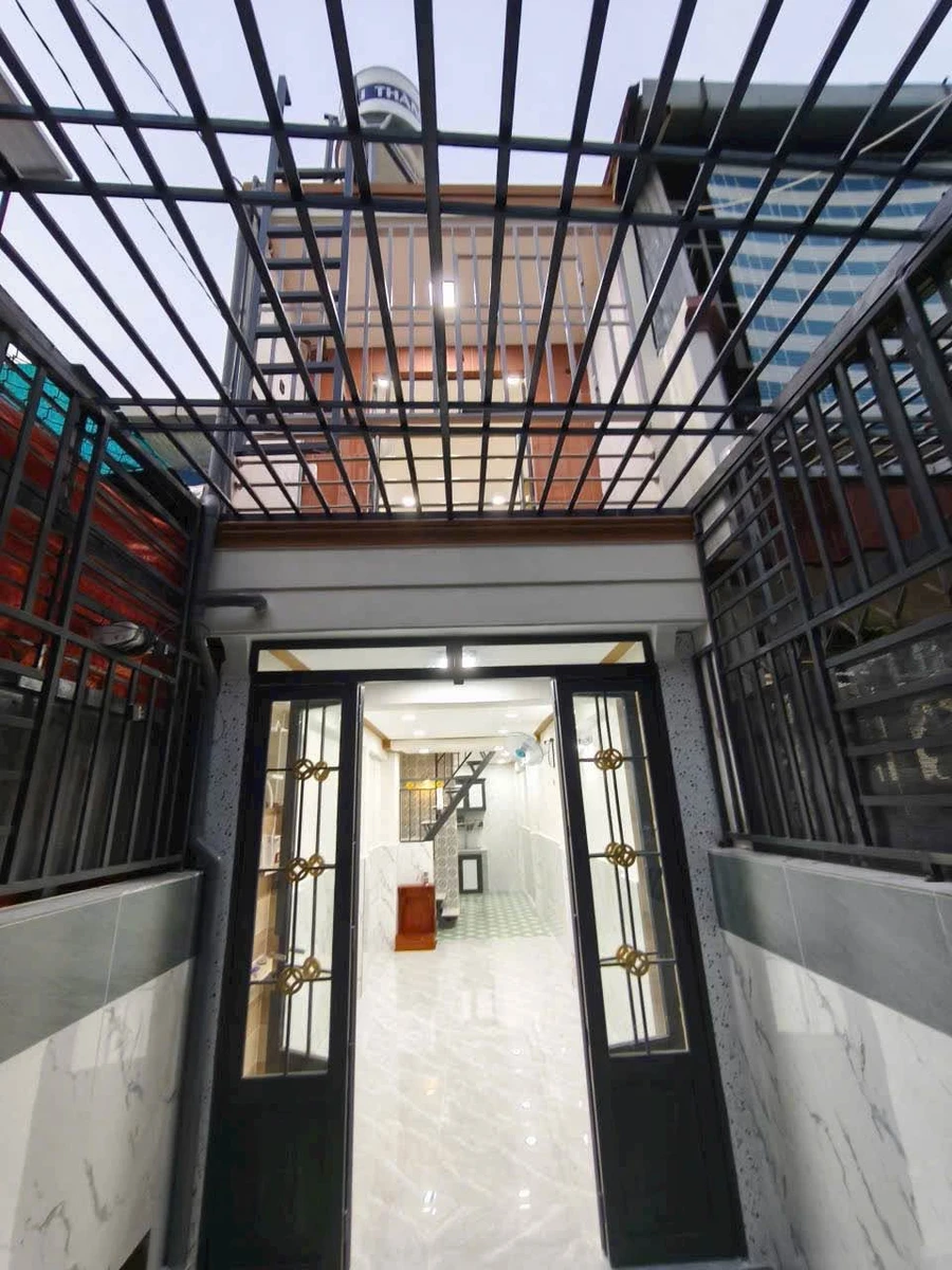 Bán nhà hẻm thông 29m2 trệt lầu Lưu Hữu Phước, Quận 8 - Ảnh 1