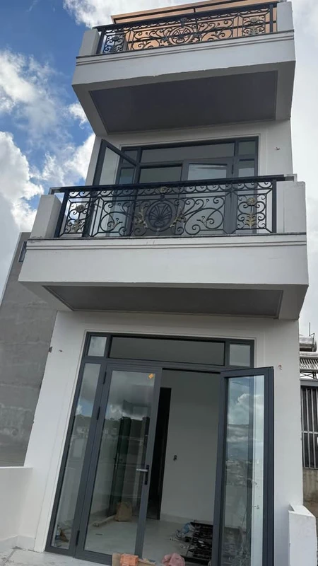 Nhà mới xây 55m2, 4 phòng ngủ đường Mê Linh, Đà Lạt
