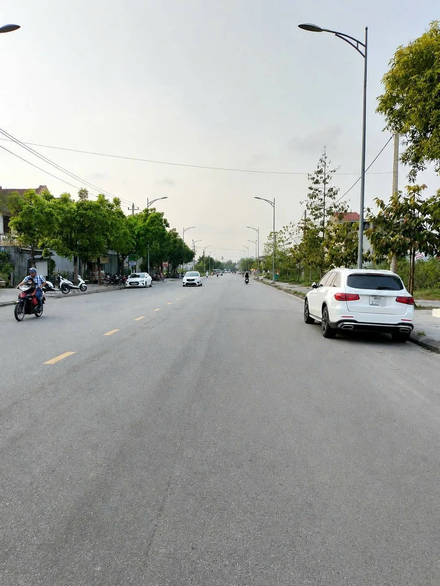 Bán lô đất mặt tiền Đồng Khởi 200m² Huế, 12,3 tỷ - Ảnh thu nhỏ 2
