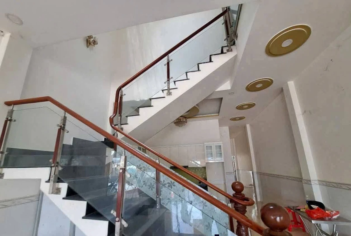 Bán nhà mặt tiền Chợ Mới Long Cang 100m² 3 tỷ 900 triệu - Ảnh thu nhỏ 3