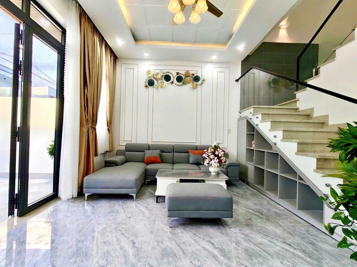Bán nhà mặt tiền Nguyễn Huy Tưởng Rạch Giá 89m2, 3 PN - Ảnh thu nhỏ 4