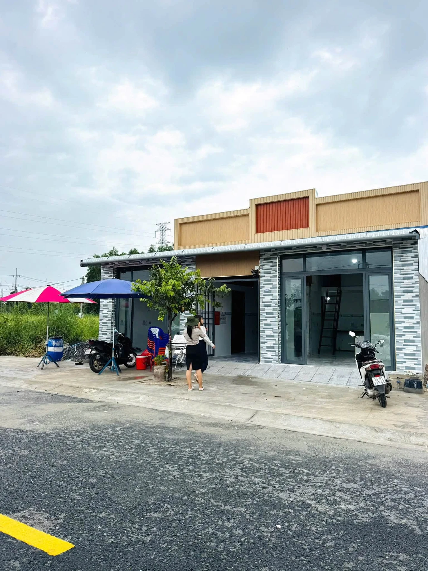 Bán dãy trọ Becamex Bình Dương 300m², 12 phòng, 3 tỷ 650 - Ảnh 1