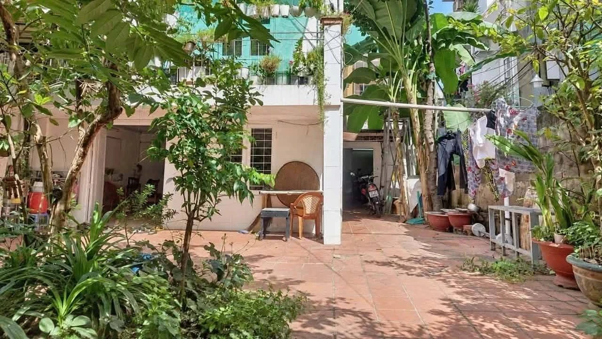 Bán nhà 2 tầng 200m2 sân vườn rộng, hẻm ô tô đường Xô Viết Nghệ Tĩnh, Bình Thạnh - Ảnh 1