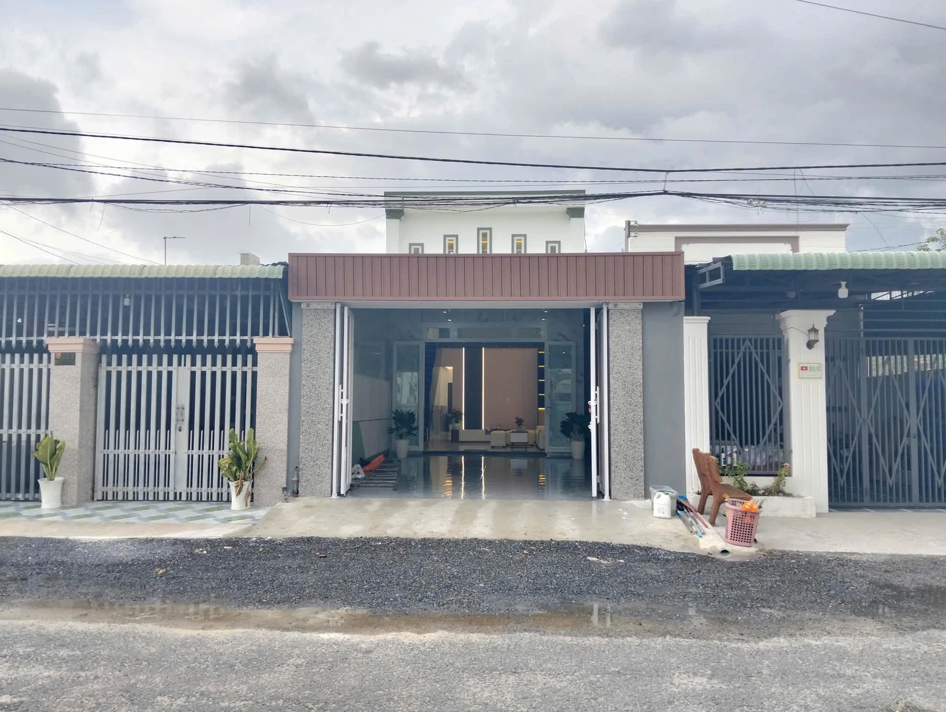 Bán nhà 4 phòng ngủ 145m² Nguyễn Văn Linh Quận 12 - 1 tỷ 900 - Ảnh 1