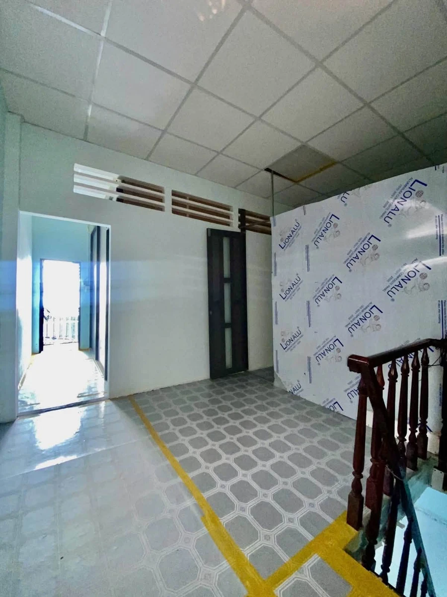 Bán nhà hẻm 2 tầng 70m2, 4PN đường Văn Chung, Phường 13, Tân Bình - 7,5 tỷ - Ảnh 1